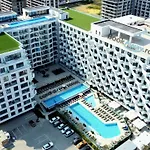 Tgm Sunrise View In Infinity Pool & Apartment