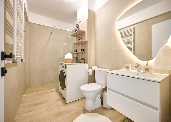 Tgm Sunrise View - Infinity Pool & 公寓 那沃达利