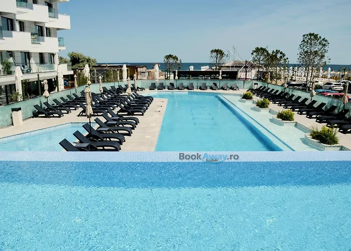 Tgm Sunrise View - Infinity Pool & 公寓 那沃达利