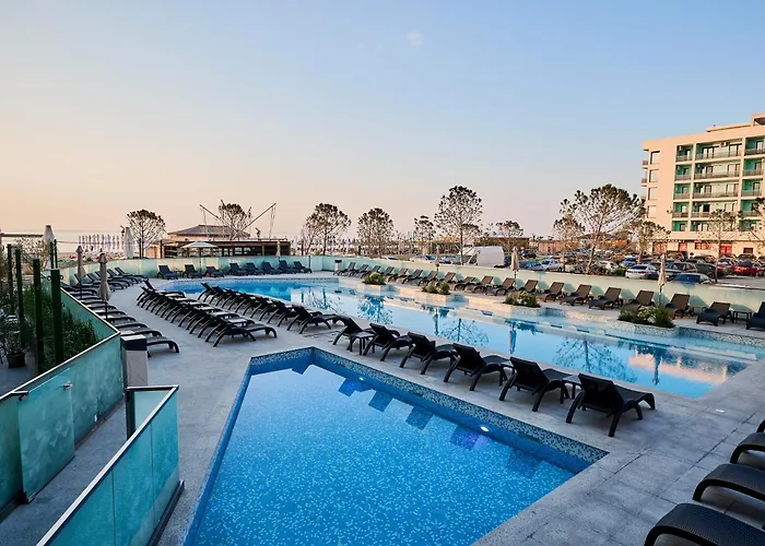 Tgm Sunrise View - Infinity Pool & 公寓 那沃达利