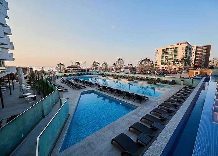 公寓 Tgm Sunrise View - Infinity Pool & 那沃达利